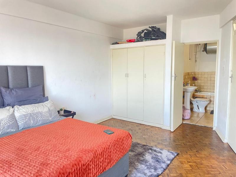 1 Bedroom Property for Sale in Victoria Embankment KwaZulu-Natal