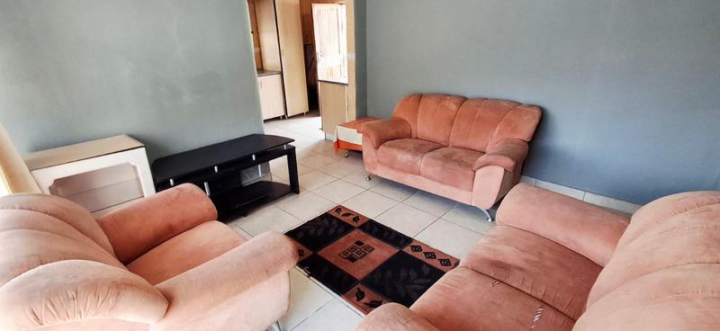 To Let 1 Bedroom Property for Rent in Umhlatuzana KwaZulu-Natal