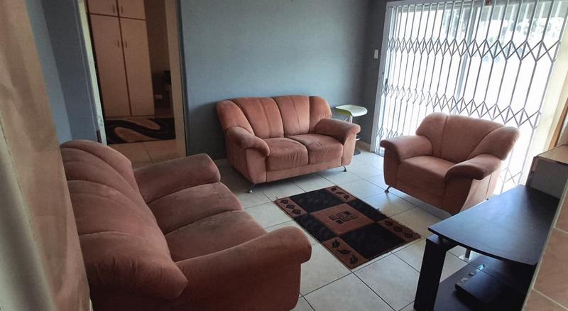 To Let 1 Bedroom Property for Rent in Umhlatuzana KwaZulu-Natal