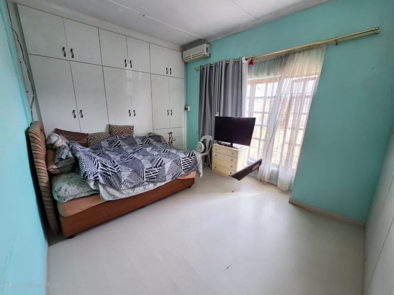 5 Bedroom Property for Sale in Malvern KwaZulu-Natal