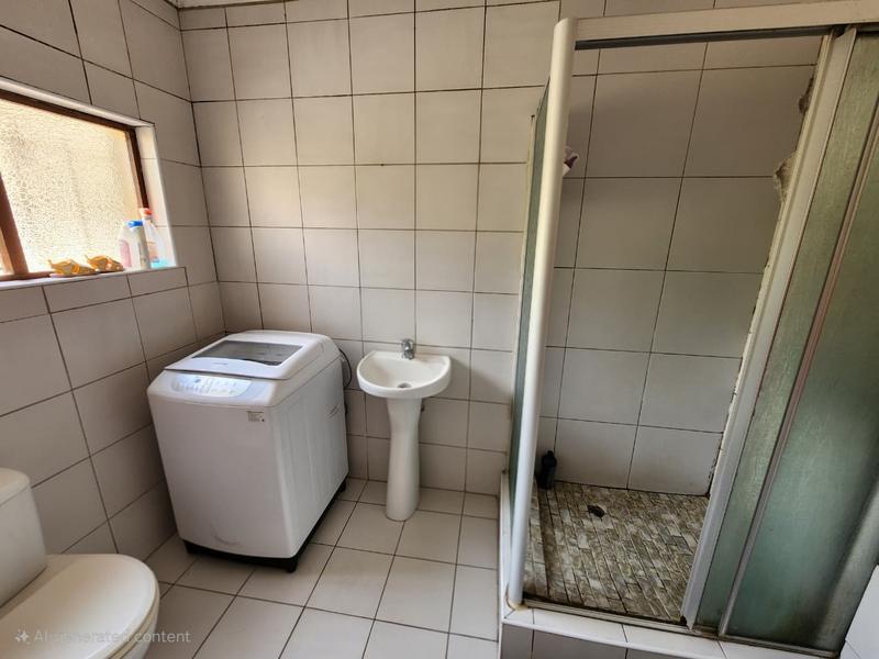 5 Bedroom Property for Sale in Malvern KwaZulu-Natal