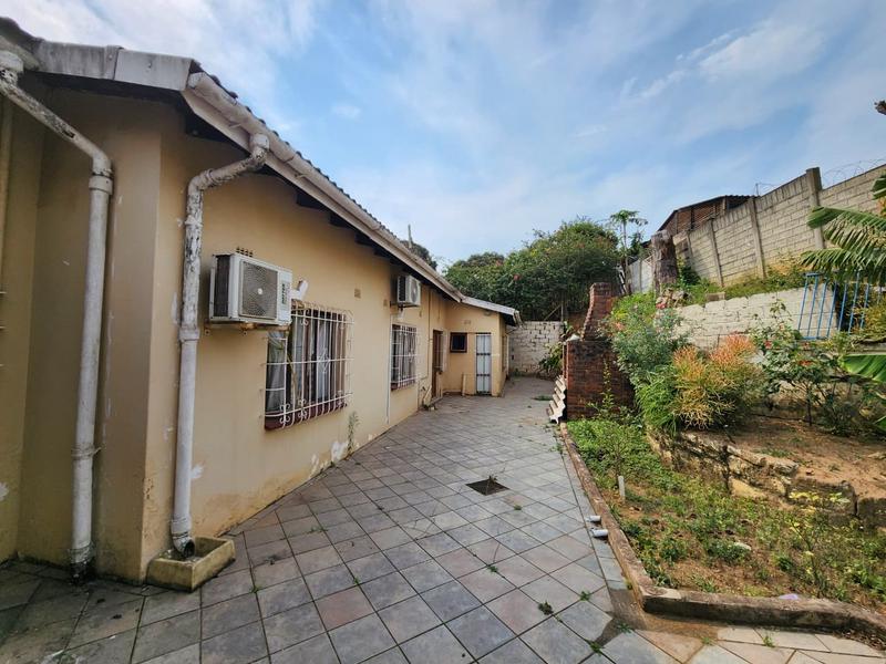 5 Bedroom Property for Sale in Malvern KwaZulu-Natal