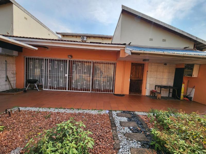 5 Bedroom Property for Sale in Malvern KwaZulu-Natal