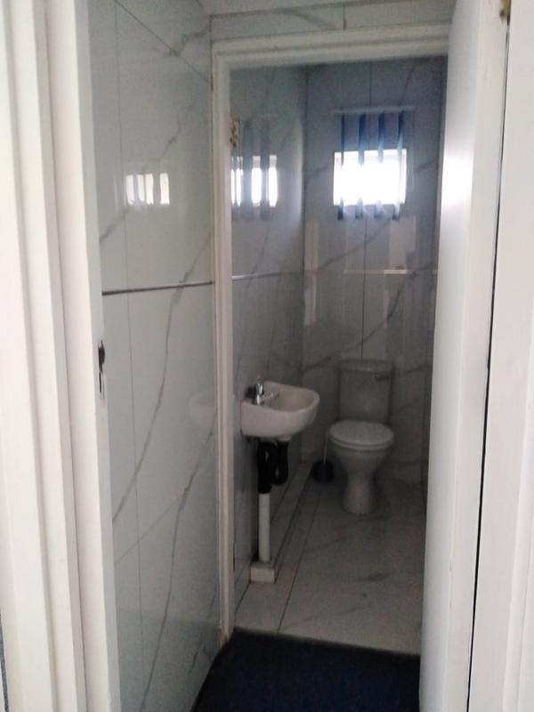 To Let commercial Property for Rent in Pinetown KwaZulu-Natal