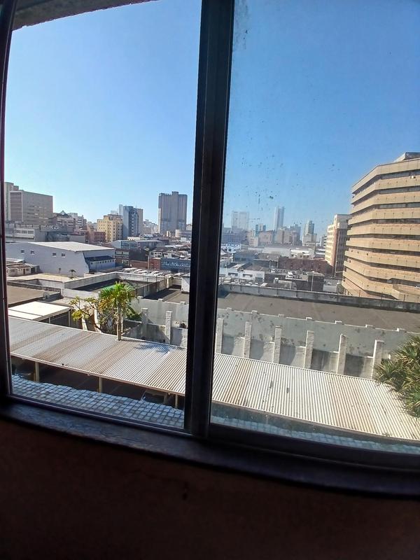 1 Bedroom Property for Sale in Durban Central KwaZulu-Natal