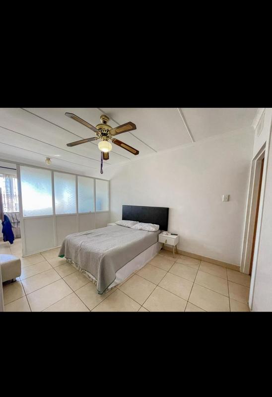 1 Bedroom Property for Sale in Pinetown KwaZulu-Natal