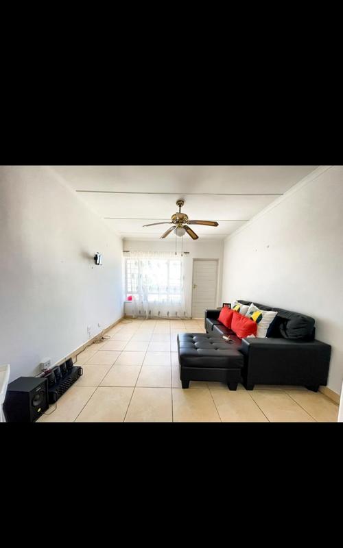 1 Bedroom Property for Sale in Pinetown KwaZulu-Natal