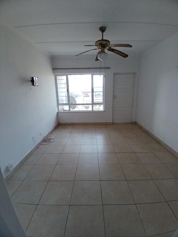 1 Bedroom Property for Sale in Pinetown KwaZulu-Natal