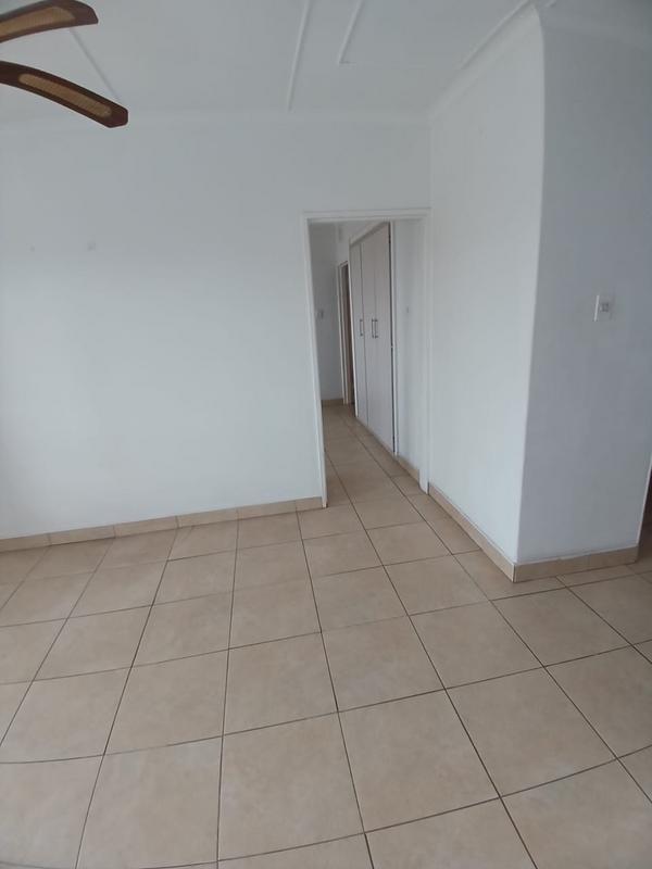 1 Bedroom Property for Sale in Pinetown KwaZulu-Natal