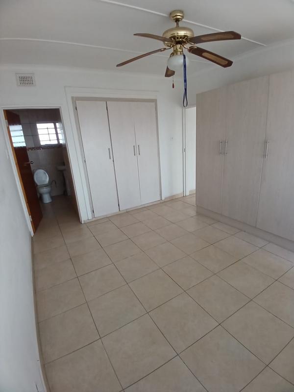 1 Bedroom Property for Sale in Pinetown KwaZulu-Natal