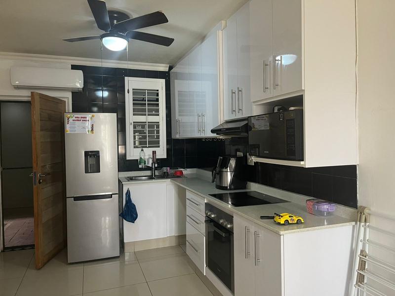 1 Bedroom Property for Sale in Umhlanga Ridge KwaZulu-Natal