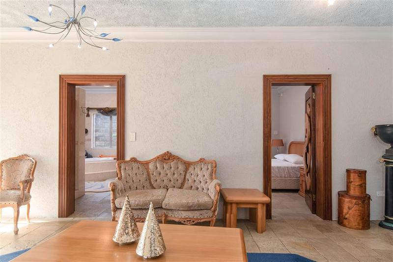 4 Bedroom Property for Sale in Tinley Manor KwaZulu-Natal