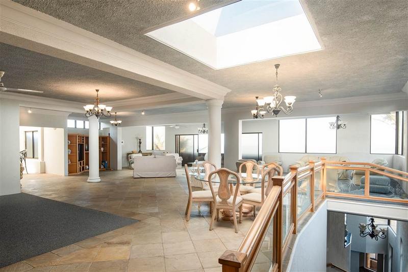 4 Bedroom Property for Sale in Tinley Manor KwaZulu-Natal
