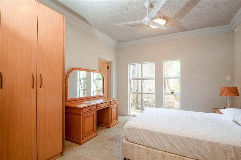 4 Bedroom Property for Sale in Tinley Manor KwaZulu-Natal