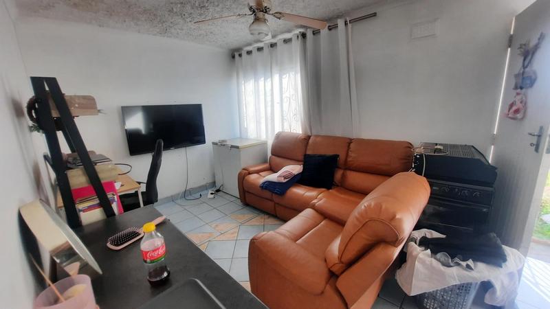2 Bedroom Property for Sale in Longcroft KwaZulu-Natal