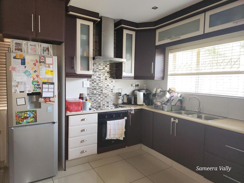 To Let 3 Bedroom Property for Rent in Essenwood KwaZulu-Natal