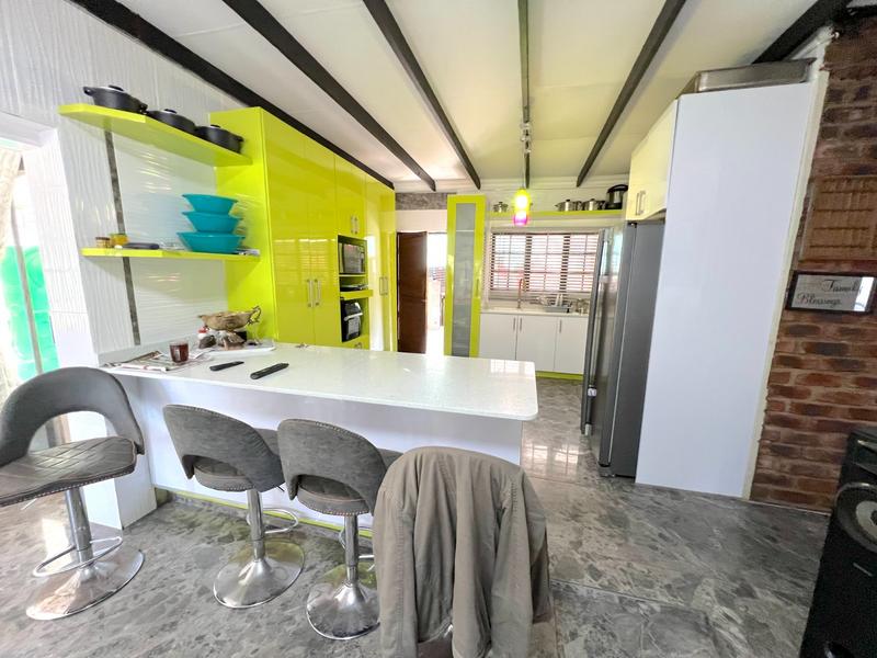 4 Bedroom Property for Sale in Ramsgate KwaZulu-Natal