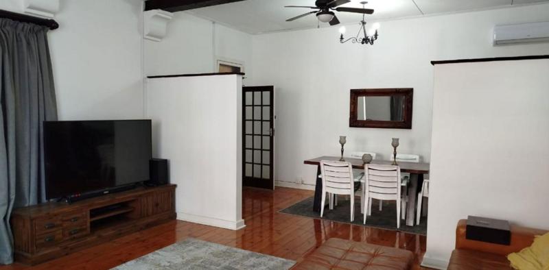 1 Bedroom Property for Sale in Essenwood KwaZulu-Natal