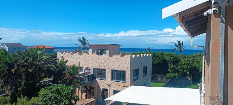 6 Bedroom Property for Sale in Tinley Manor KwaZulu-Natal
