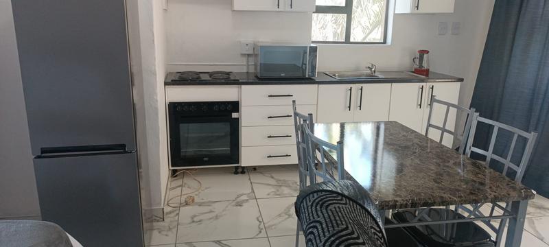 6 Bedroom Property for Sale in Tinley Manor KwaZulu-Natal