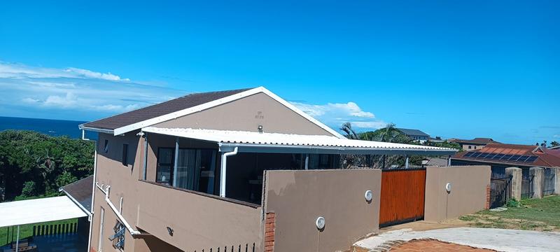 6 Bedroom Property for Sale in Tinley Manor KwaZulu-Natal