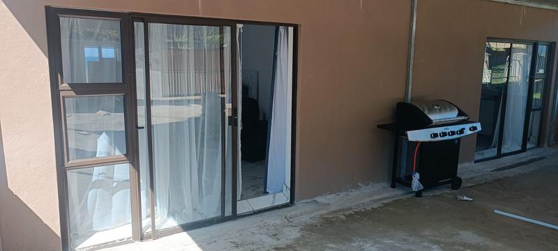 6 Bedroom Property for Sale in Tinley Manor KwaZulu-Natal