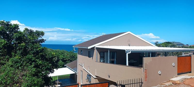 6 Bedroom Property for Sale in Tinley Manor KwaZulu-Natal