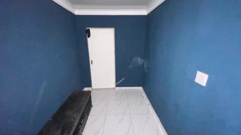 2 Bedroom Property for Sale in Illovo Beach KwaZulu-Natal