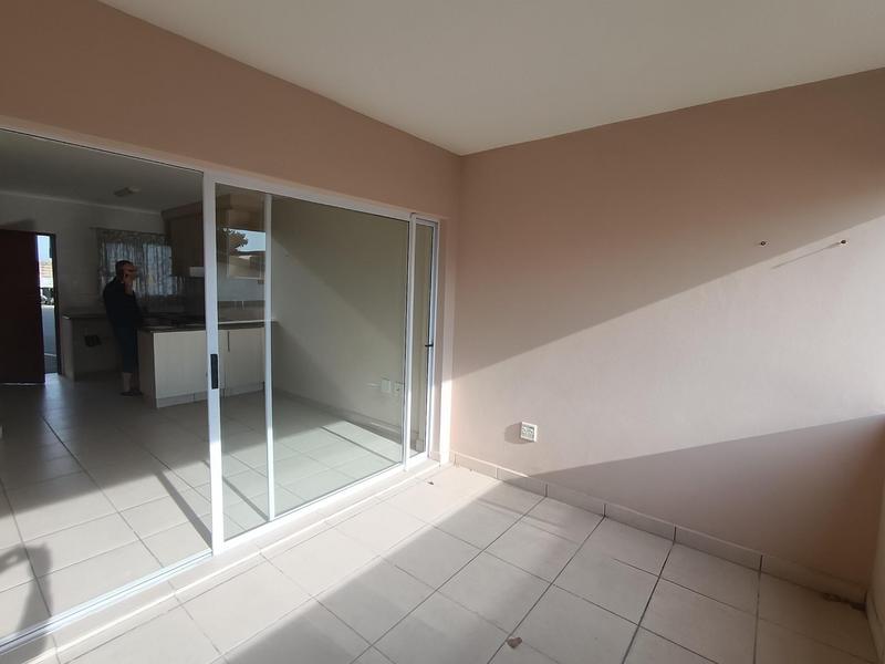 To Let 2 Bedroom Property for Rent in Manaba Beach KwaZulu-Natal