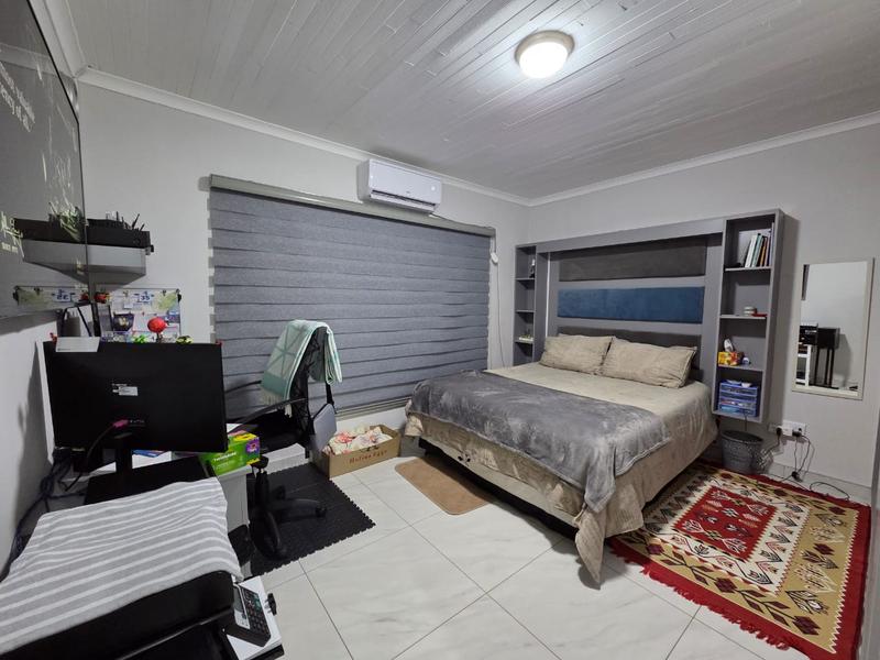 3 Bedroom Property for Sale in Aviary Hill KwaZulu-Natal