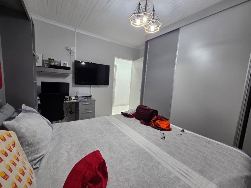 3 Bedroom Property for Sale in Aviary Hill KwaZulu-Natal