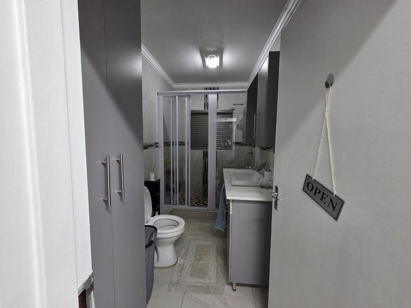 3 Bedroom Property for Sale in Aviary Hill KwaZulu-Natal