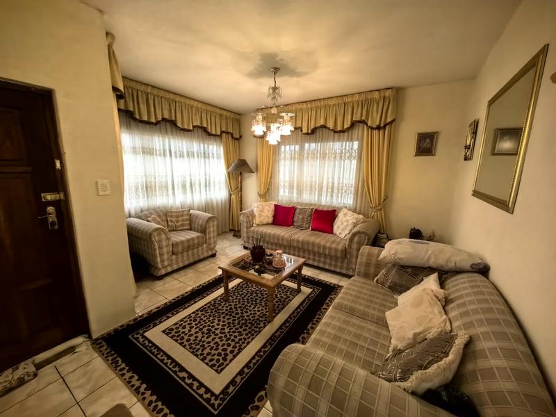 5 Bedroom Property for Sale in Reservoir Hills KwaZulu-Natal