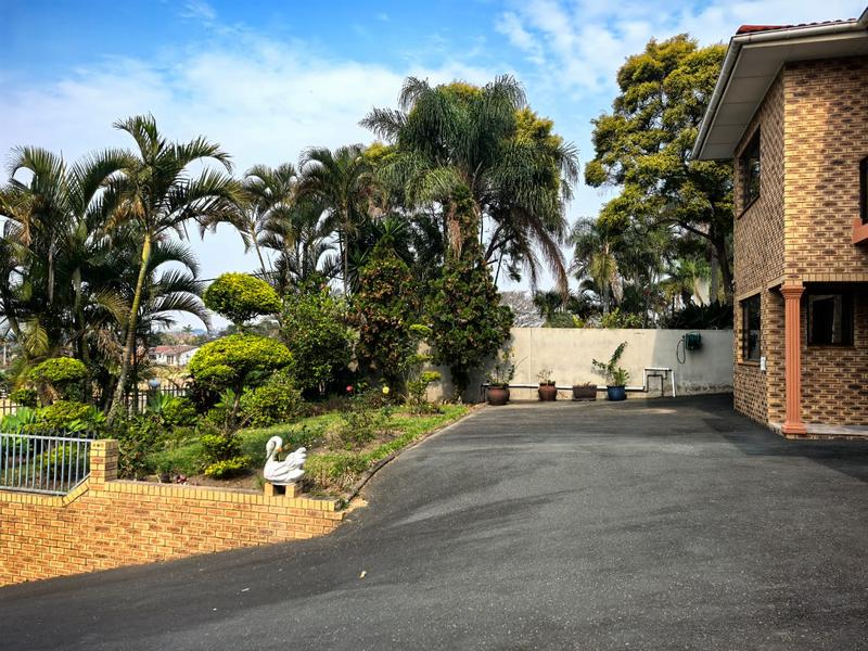5 Bedroom Property for Sale in Reservoir Hills KwaZulu-Natal