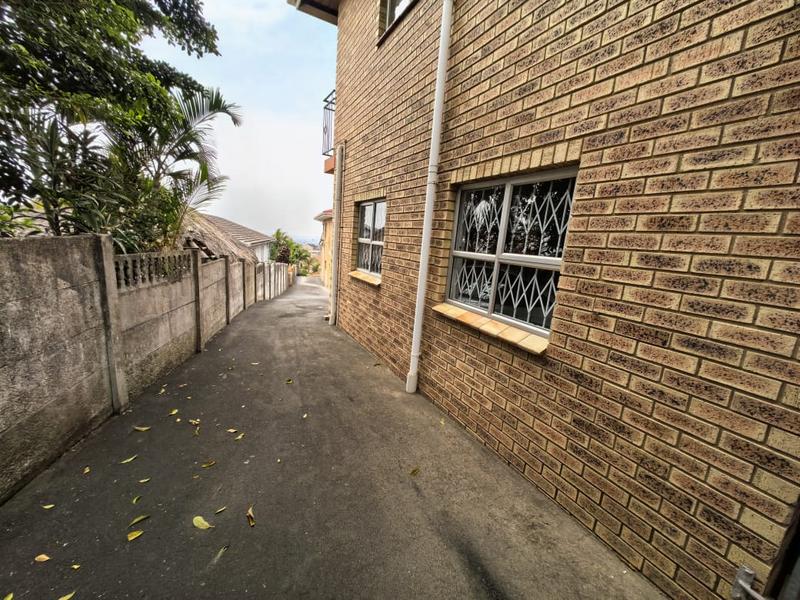 5 Bedroom Property for Sale in Reservoir Hills KwaZulu-Natal