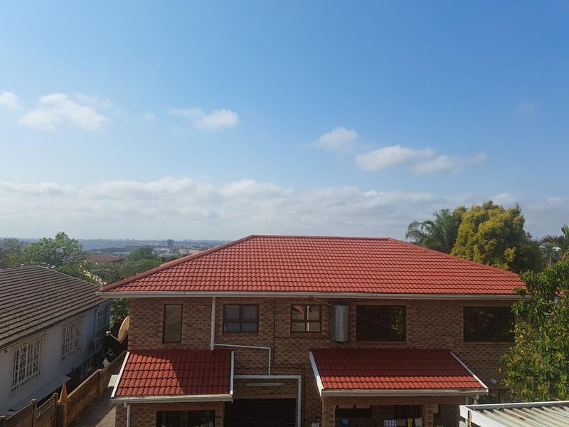 5 Bedroom Property for Sale in Reservoir Hills KwaZulu-Natal