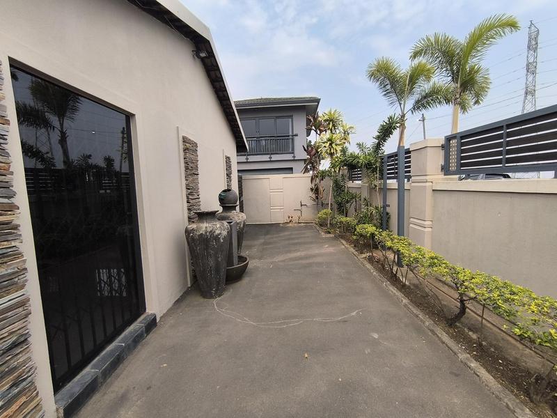 To Let 3 Bedroom Property for Rent in Stonebridge KwaZulu-Natal