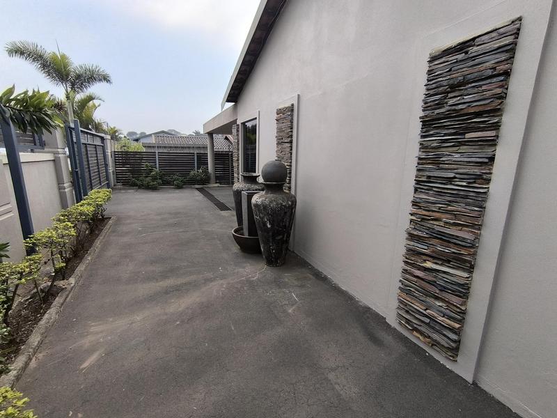 To Let 3 Bedroom Property for Rent in Stonebridge KwaZulu-Natal