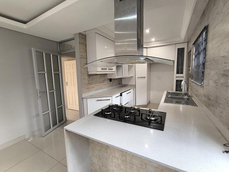 To Let 3 Bedroom Property for Rent in Stonebridge KwaZulu-Natal