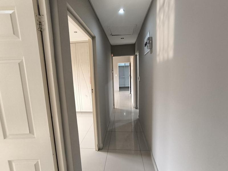 To Let 3 Bedroom Property for Rent in Stonebridge KwaZulu-Natal