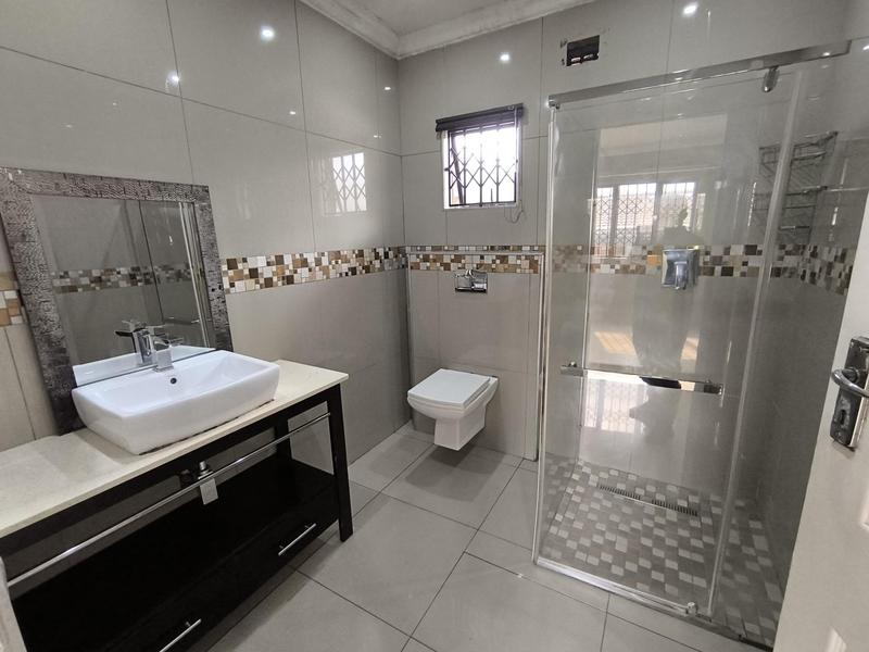 To Let 3 Bedroom Property for Rent in Stonebridge KwaZulu-Natal