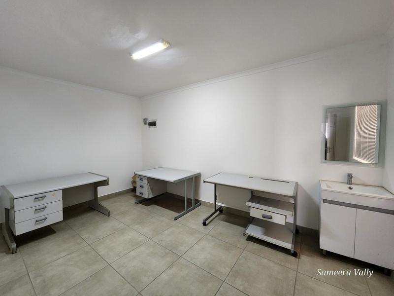 To Let commercial Property for Rent in Overport KwaZulu-Natal