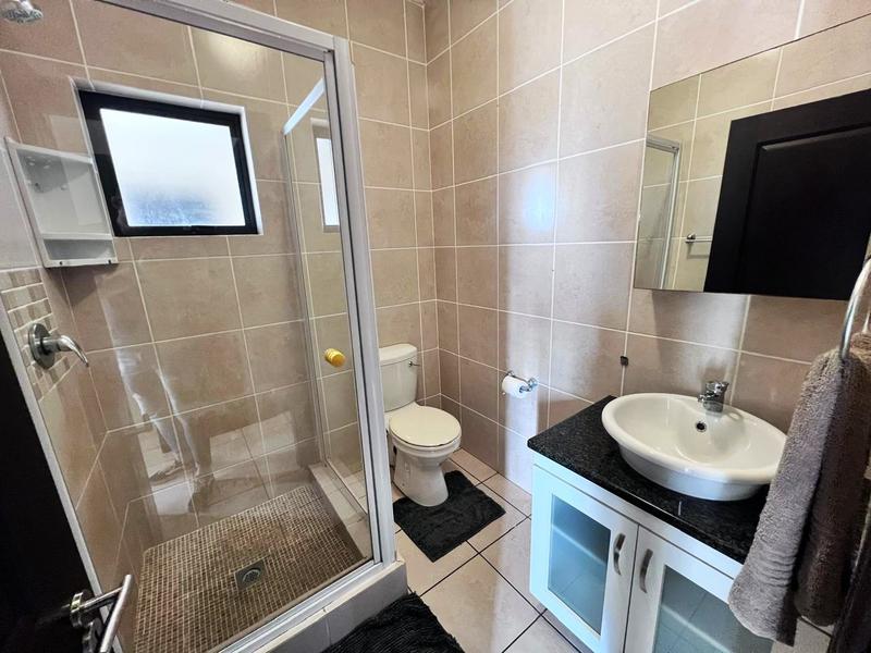 To Let 3 Bedroom Property for Rent in Uvongo Beach KwaZulu-Natal