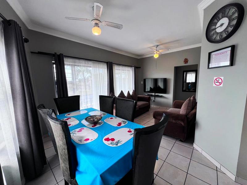To Let 3 Bedroom Property for Rent in Uvongo Beach KwaZulu-Natal