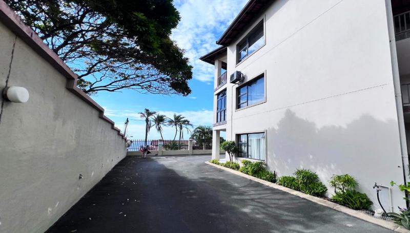 To Let 3 Bedroom Property for Rent in Uvongo Beach KwaZulu-Natal