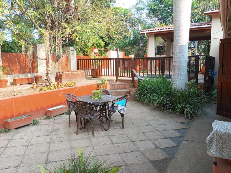 6 Bedroom Property for Sale in Leisure Bay KwaZulu-Natal