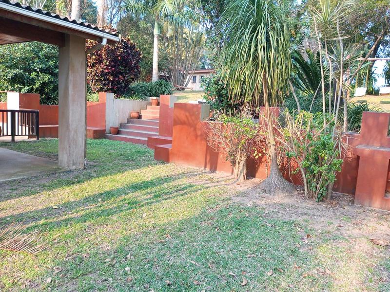 6 Bedroom Property for Sale in Leisure Bay KwaZulu-Natal