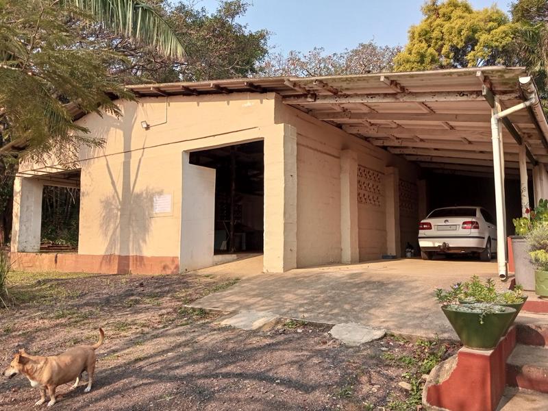 6 Bedroom Property for Sale in Leisure Bay KwaZulu-Natal