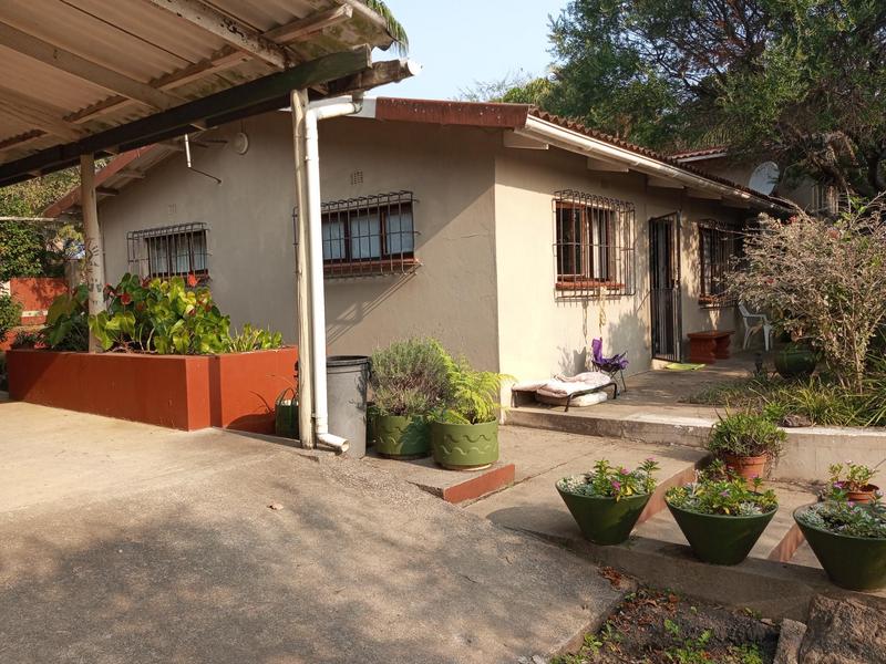6 Bedroom Property for Sale in Leisure Bay KwaZulu-Natal