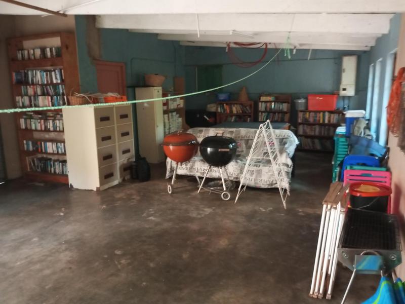 6 Bedroom Property for Sale in Leisure Bay KwaZulu-Natal